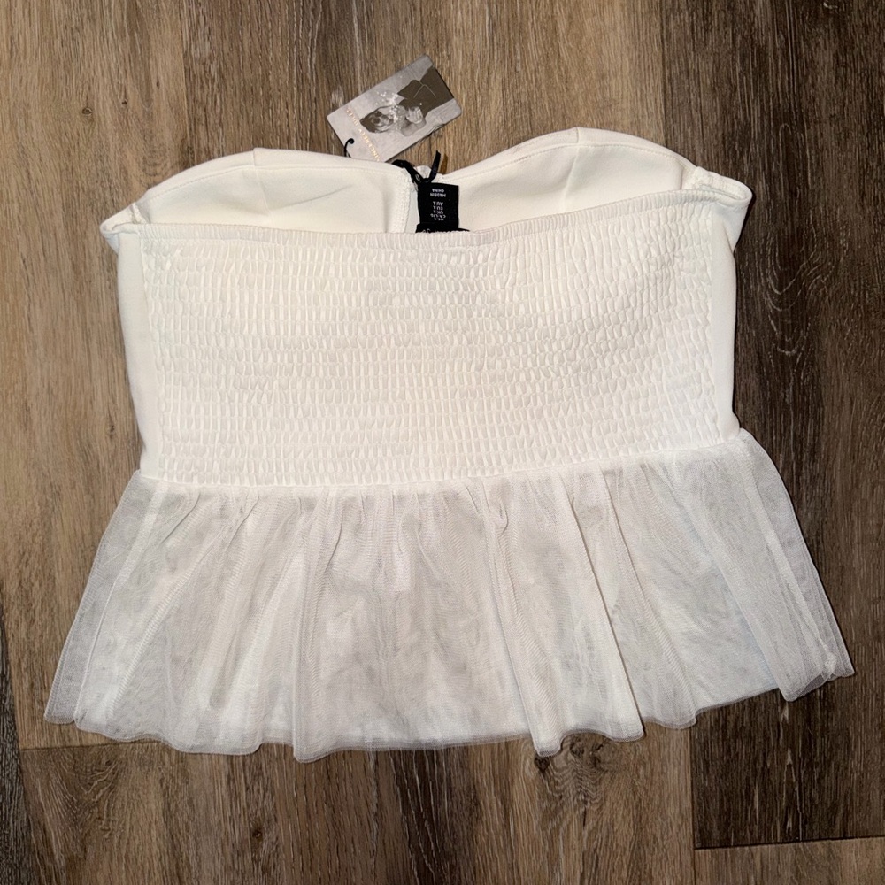 NWT Sincerely Jules Strapless Crop Top Women’s White Corset Ruffle - Picture 2 of 4